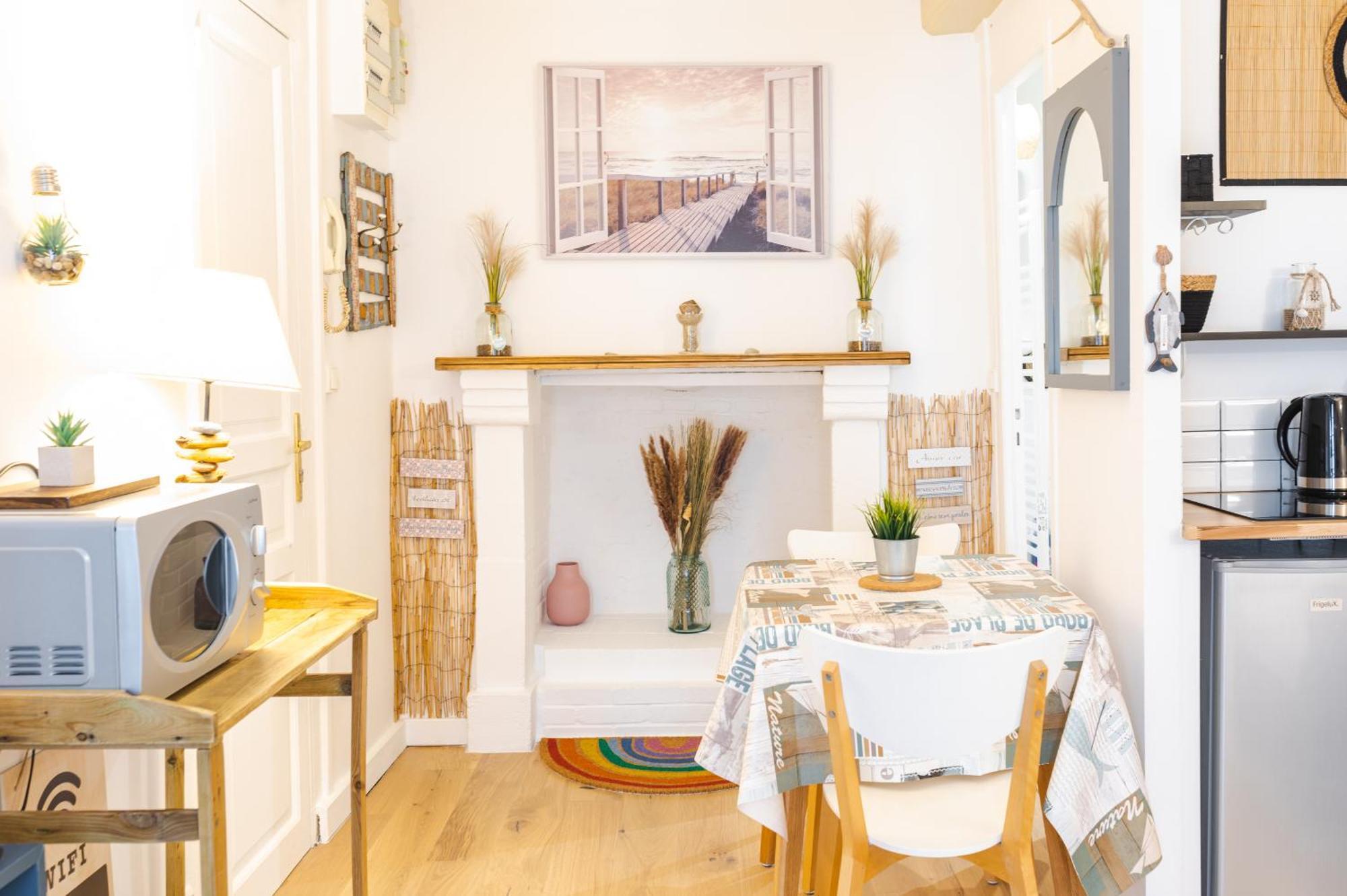 La Villa Au Petit Bonheur 옹플뢰르 외부 사진